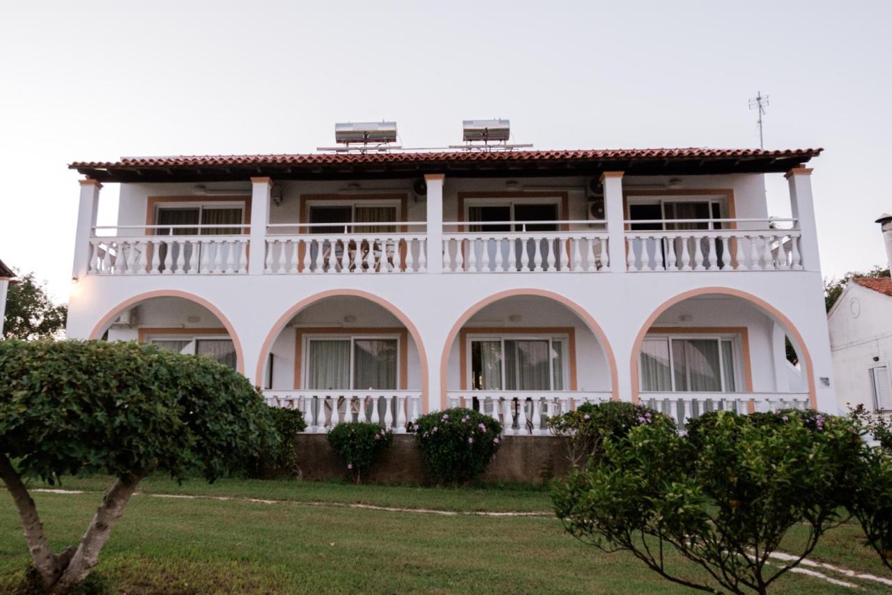 Stefanos Resort Mesongí Eksteriør billede