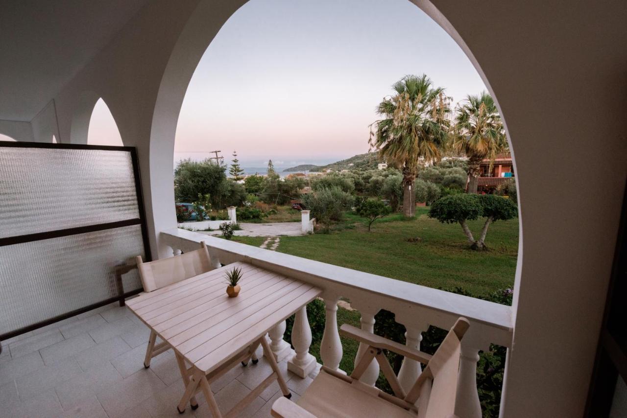 Stefanos Resort Mesongí Eksteriør billede