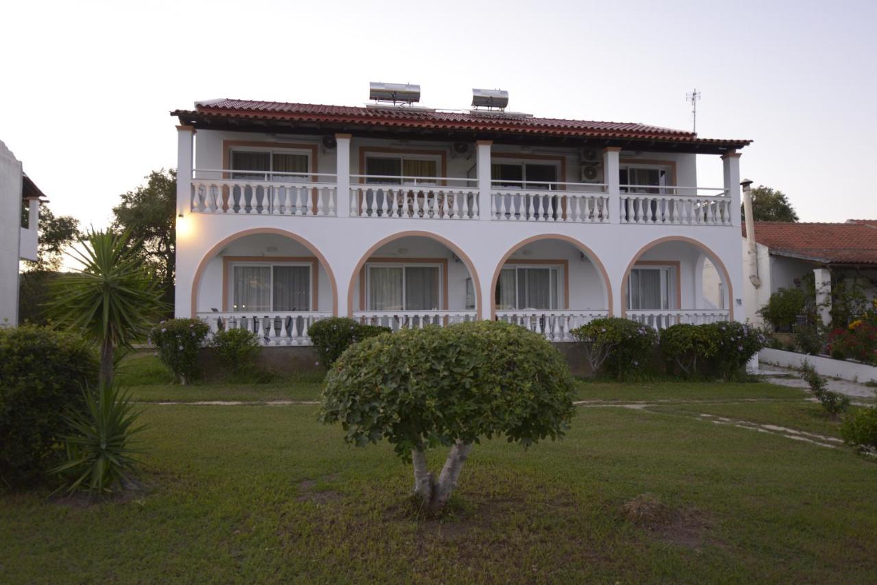 Stefanos Resort Mesongí Eksteriør billede