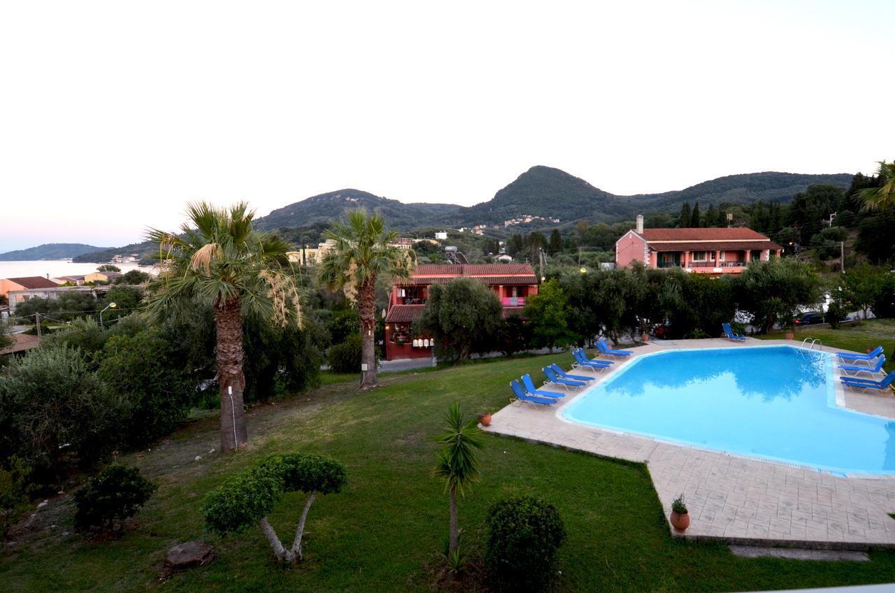 Stefanos Resort Mesongí Eksteriør billede