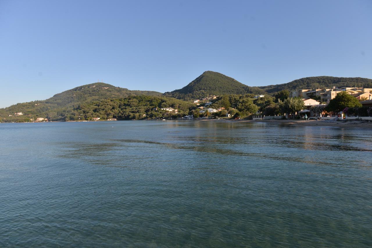 Stefanos Resort Mesongí Eksteriør billede